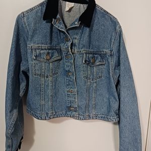 Vintage '80s cropped lead denim jacket Black Velvet trim collar size medium to